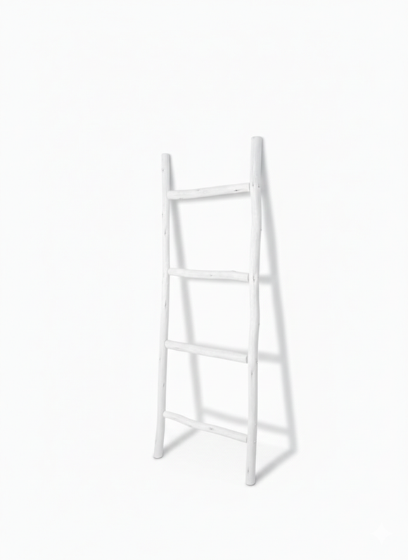 Highlands Sawmill Rustic Décor Ladder White