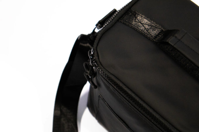 Cooler Bag 10L – Black (26 x 15 x 26 cm) - image 03