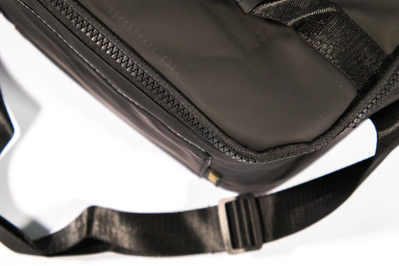 Cooler Bag 7L – Black (25 x 16 x 17 cm) - image 03