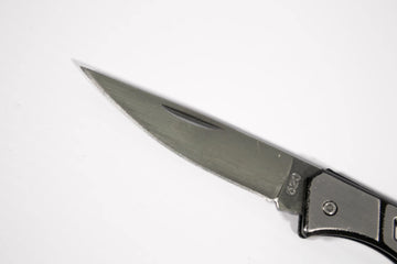 Pocket Knife with Curved Blade - image 02