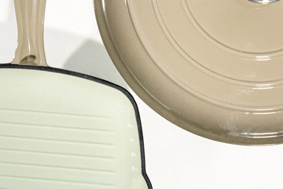 Cast Iron Cookware Set – 11-Piece, White - image 03