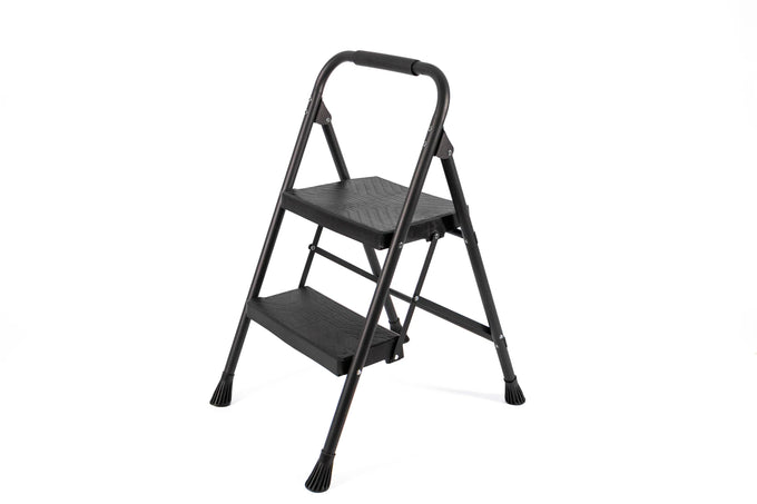2-Step Foldable Ladder – Black, 200 kg - image 01