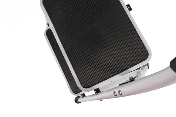 2-Step Foldable Ladder – White - image 03