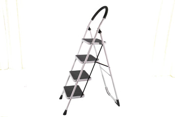 4-Step Foldable Ladder – White - image 01