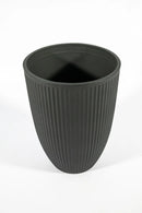 Verti Planter – Charcoal (29 x 38 cm) - image 01