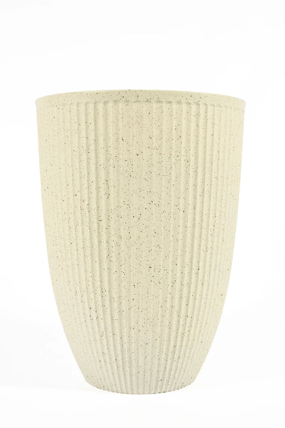 Verti Planter – Off White (29 x 38 cm) - image 02