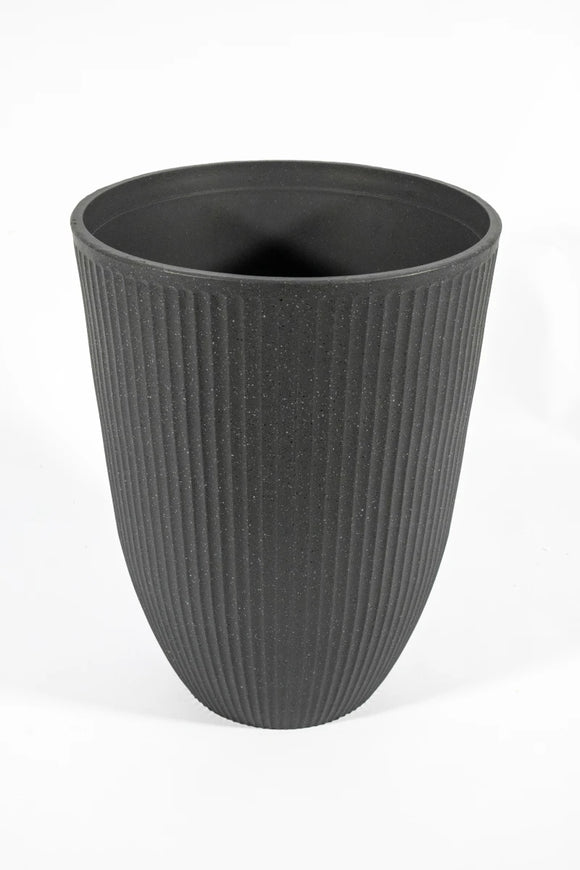 Verti Planter – Charcoal (35 x 47 cm) - image 01