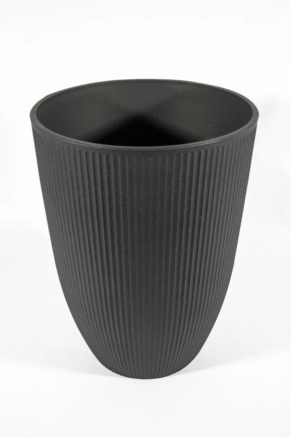 Verti Planter – Charcoal (43 x 57 cm) - image 01