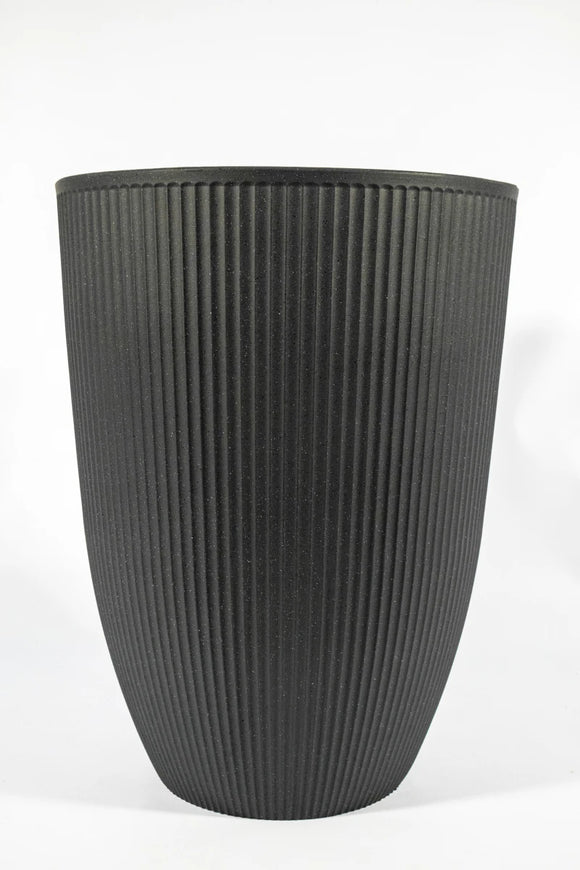 Verti Planter – Charcoal (43 x 57 cm) - image 02