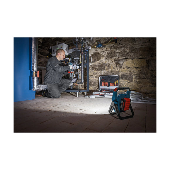 Bosch Cordless Light GLI 18V-1900 Solo excl Battery & Charger - image 03