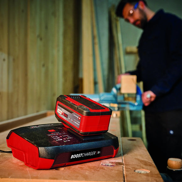 Einhell Charger Power X-Boostcharger 8A - image 04