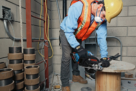 Bosch Cordless Circular Saw (metal) GKM 18V-50 Solo excl Battery & Charger