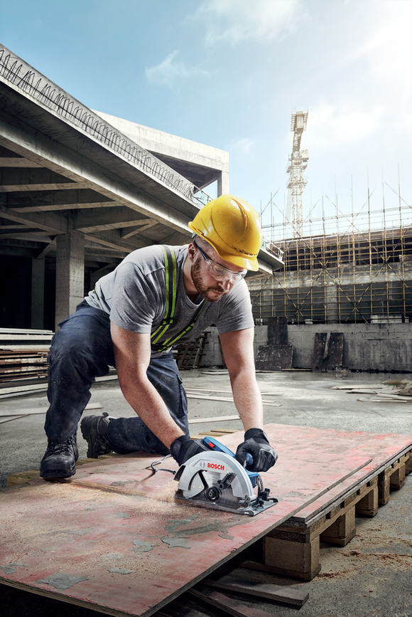 Bosch Circular Saw GKS 130