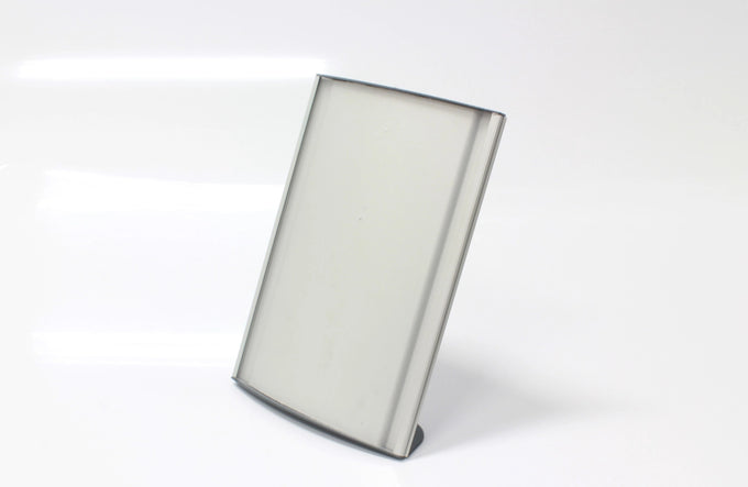 Parrot Sign Frame 210X297mm (A4) Desk Top Portrait (M) - image 01