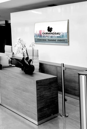 Parrot Sign Frame 700X1000mm - image 01