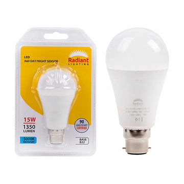 Radiant LED Globe A60 Day/Night Sensor 15W B22 5000K N - image 01