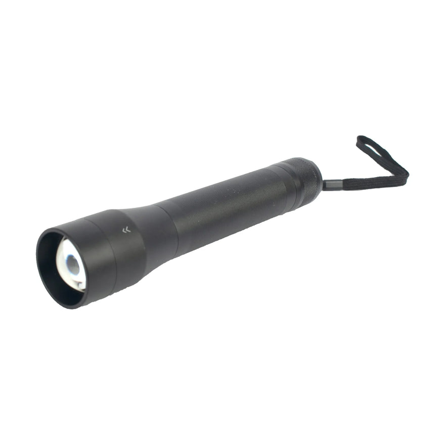Tork Craft Torch LED Alum Focus Adj 600lm Blk Use 3 X C-cell Battery 3 Mode Flash Light - image 01
