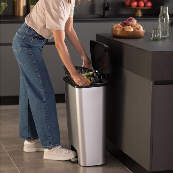 Curver by Keter Compatta Pedal Bin 50L in Home and Décor