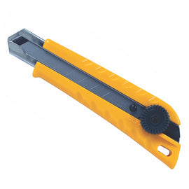 Image of a Olfa Cutter Recycled Green Model L-1 Heavy Duty Snap Off Knife 18mm